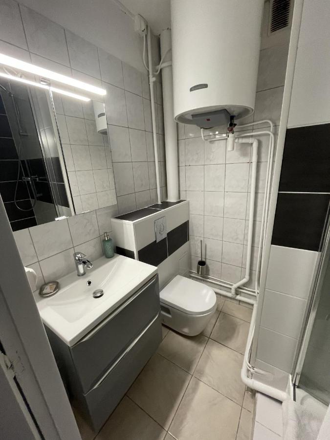 Tegmen, Joli Appartement Au Calme Caen Exteriér fotografie