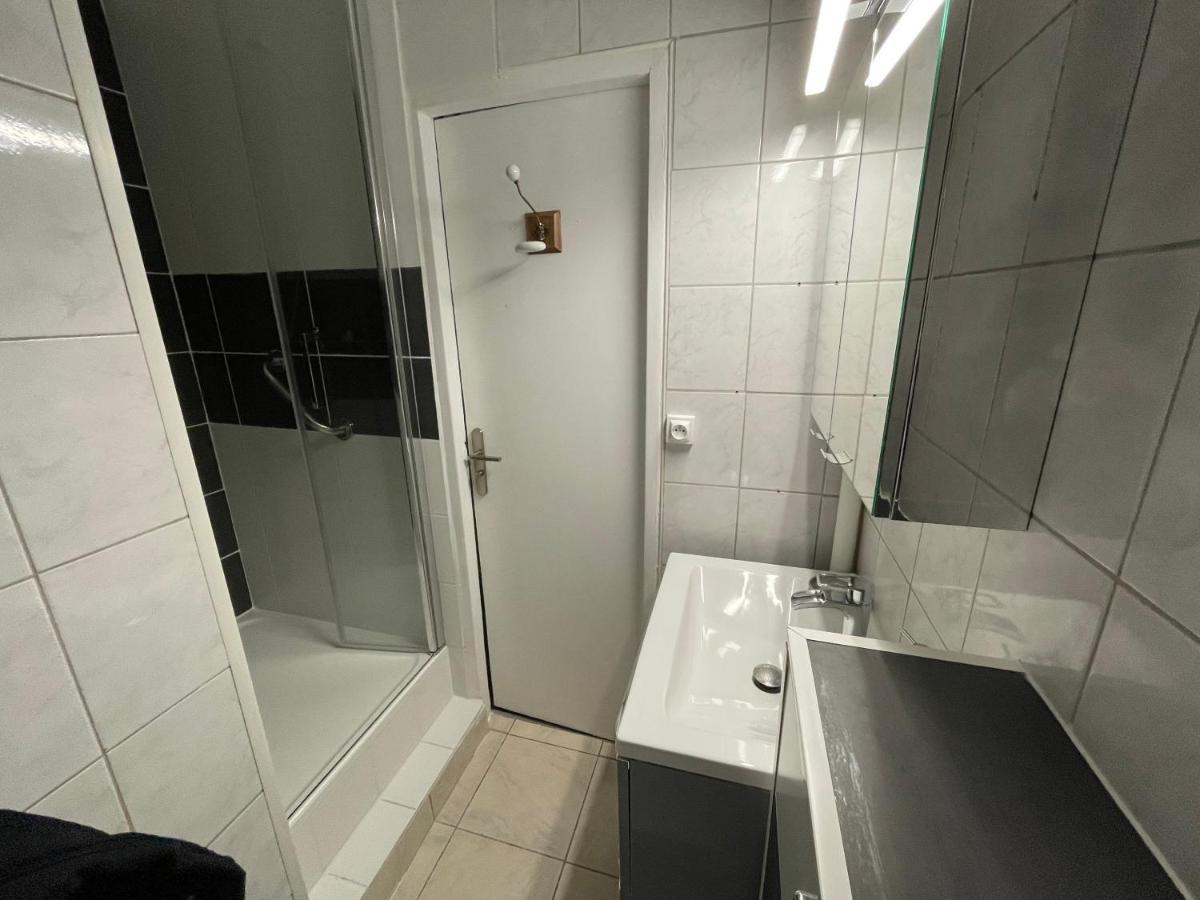 Tegmen, Joli Appartement Au Calme Caen Exteriér fotografie